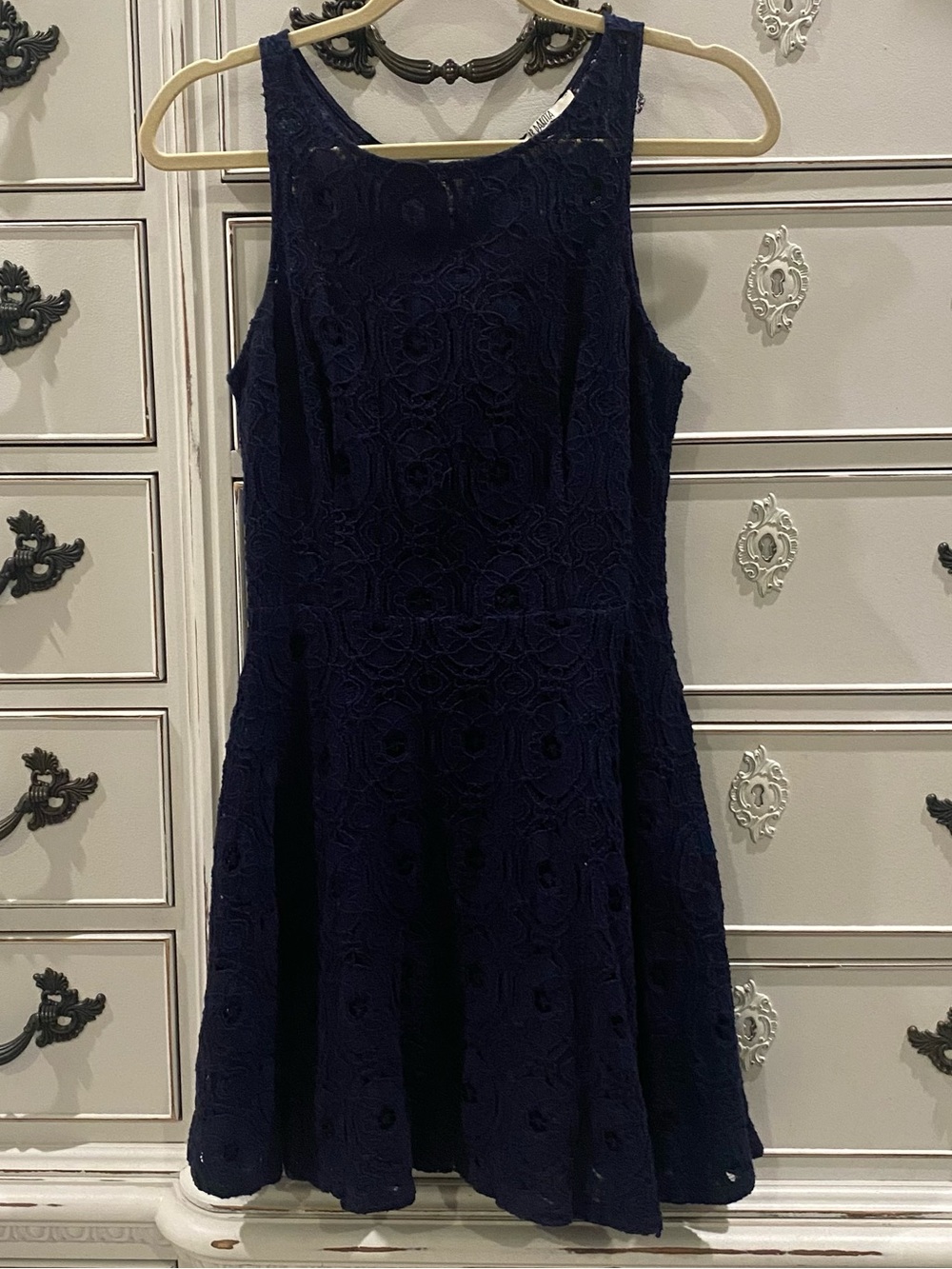 BB Dakota Navy Sleeveless Lace Mini Dress Size 6
